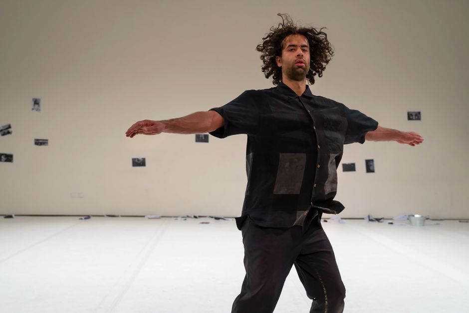 Armin Hokmi Kiasaraei: Public Dance Permutable Stage / SODA WORKS 2021