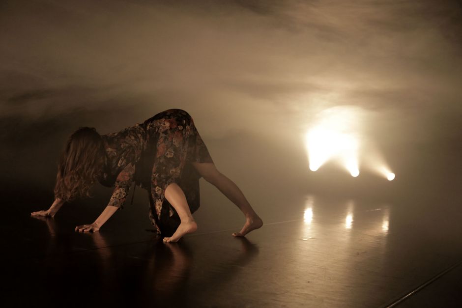 Nicola Van Straaten | i'm haunting you now